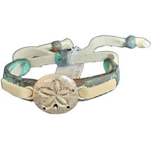 NWT WOMANS ADJUSTABLE  METAL SAND DOLLAR BRACELET